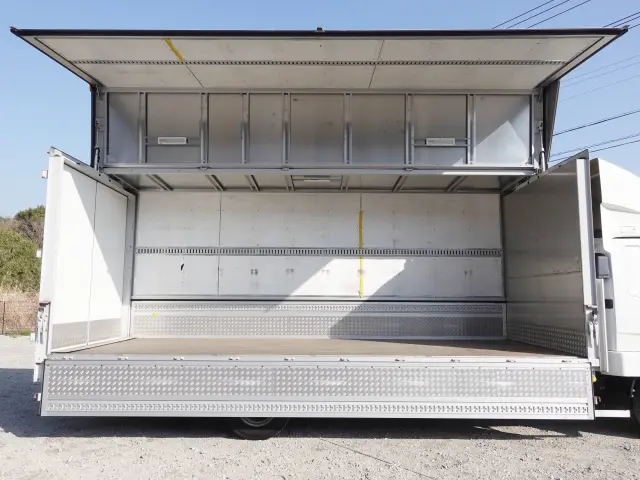 三菱 ファイター 2KG-FK64F(2WD)の写真14