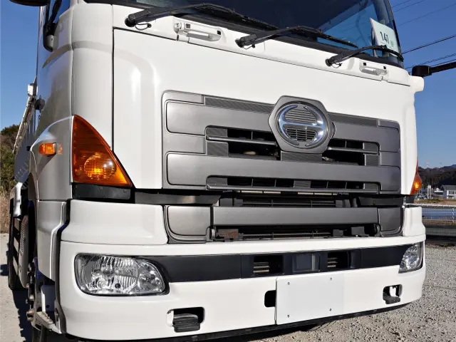 日野 プロフィア QPG-FS1AKDA(6x4)の写真5