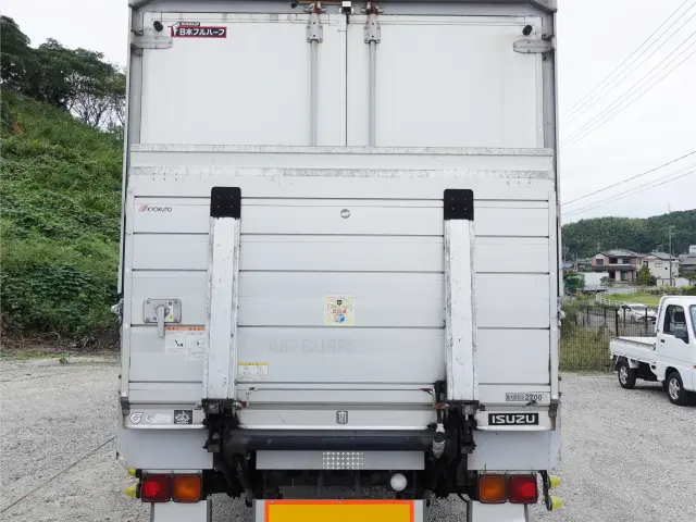 いすゞ フォワード PKG-FRR90T2(2WD)の写真6