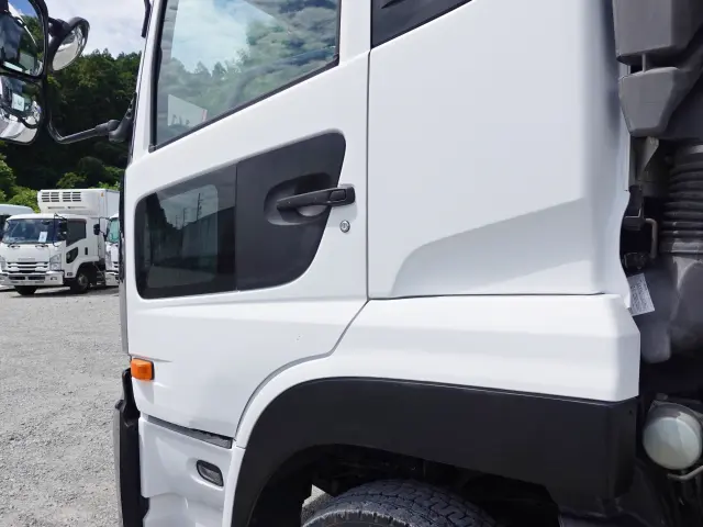 UD クオン QPG-CG5ZA(8x4)の写真11