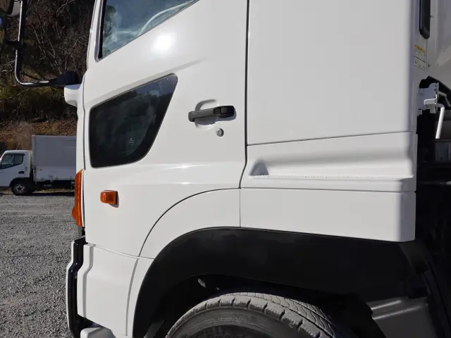 日野 プロフィア QPG-FS1AKDA(6x4)の写真17