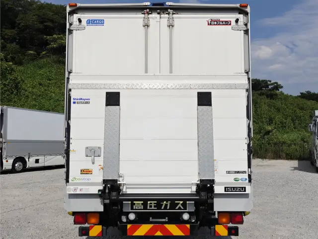 いすゞ フォワード 2RG-FRR90T2(2WD)の写真7