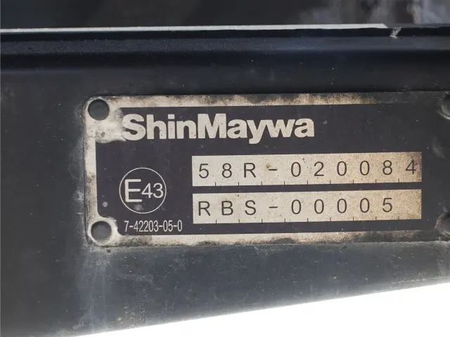 いすゞ フォワード 2RG-FRR90T2(2WD)の写真23