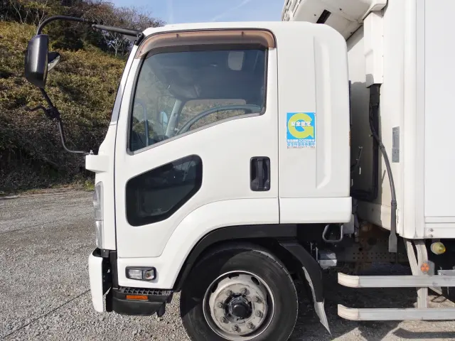 いすゞ フォワード LPG-FTR90T2(2WD)の写真15