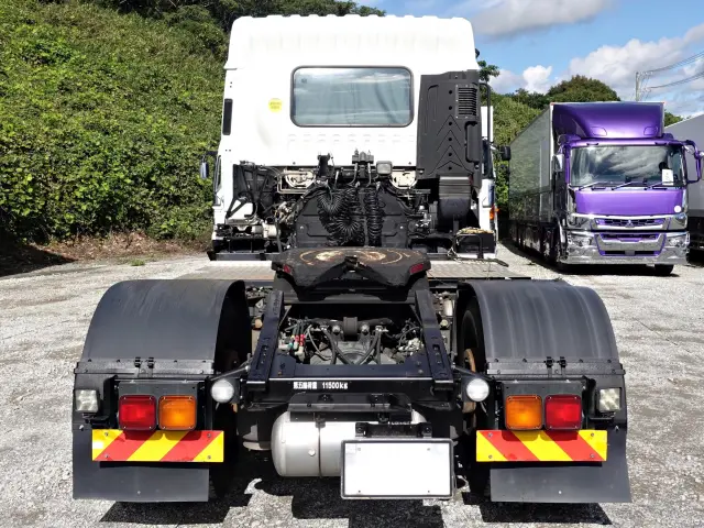 いすゞ ギガ QKG-EXD52BD(2WD)の写真6