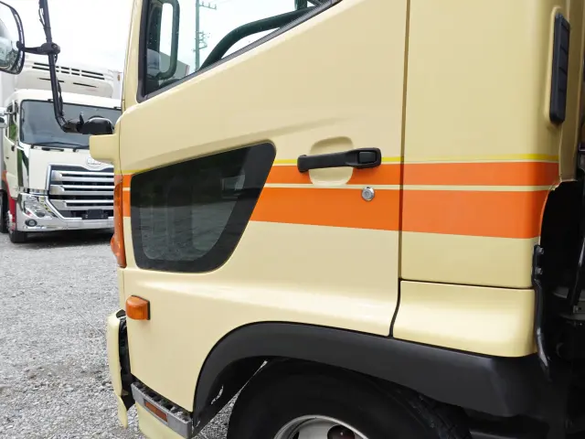 日野 レンジャー TKG-GC9JNAA改(2WD)の写真11
