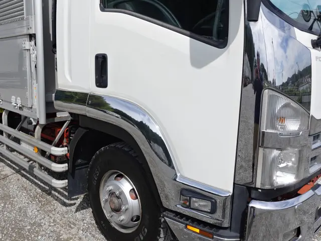 いすゞ フォワード PKG-FSR34T2(2WD)の写真6