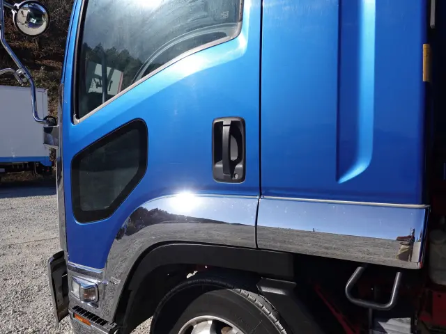 いすゞ フォワード PKG-FRR90T2(2WD)の写真10