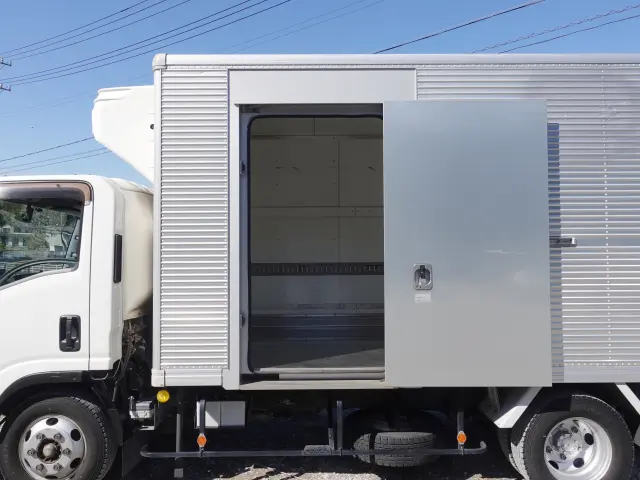 いすゞ エルフ TPG-NPR85AN(2WD)の写真15