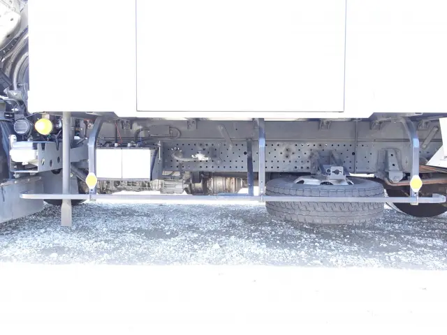 いすゞ エルフ TPG-NPR85AN(2WD)の写真24