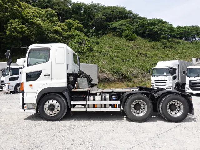 日野 プロフィア QKG-SS1EKAG(6x4)の写真11