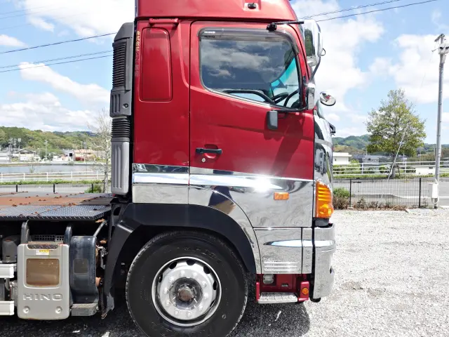 日野 プロフィア QPG-SS1EKDA(6x4)の写真7