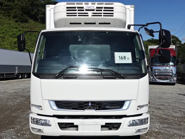三菱 ファイター 2PG-FK74N(2WD)の写真3