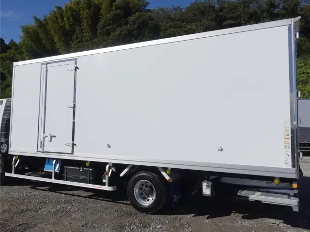 三菱 ファイター 2PG-FK74N(2WD)の写真7
