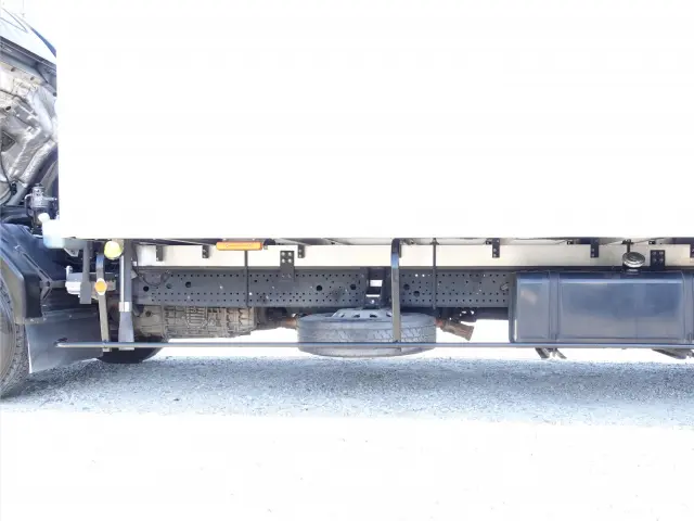いすゞ フォワード TKG-FRR90S2(2WD)の写真18