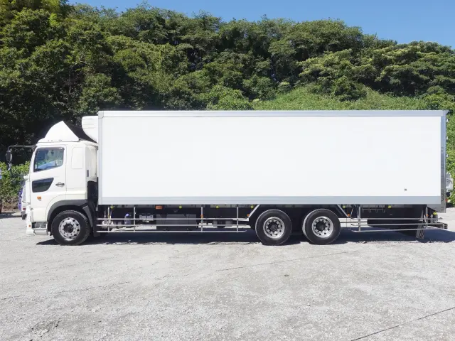 日野 プロフィア 2DG-FR1AHJ(6x2)の写真9