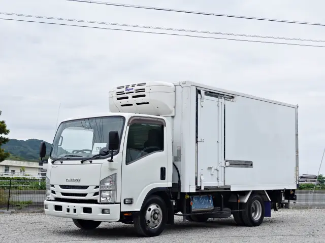 いすゞ エルフ TRG-NPR85AN(2WD)の写真22