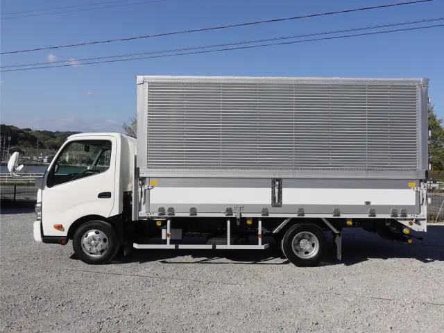 トヨタ ダイナ SKG-XZU710(2WD)の写真12