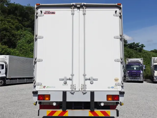 いすゞ フォワード QPG-FTR34S2(2WD)の写真6