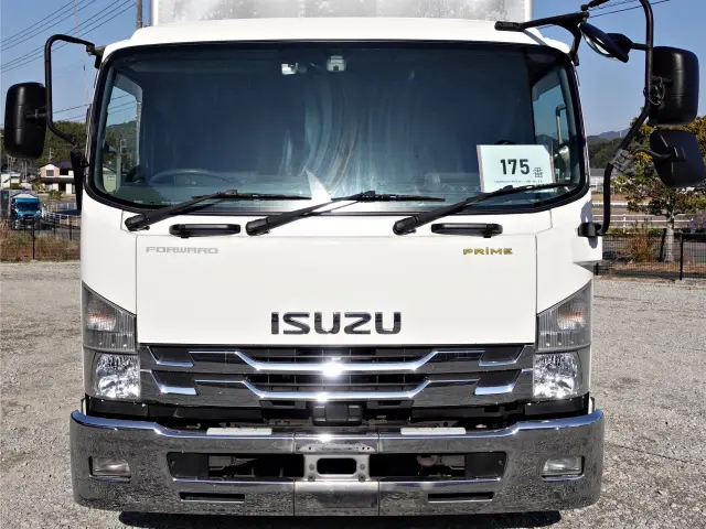 いすゞ フォワード 2PG-FRR90T2(2WD)の写真3