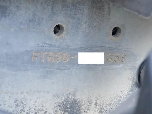 いすゞ フォワード LKG-FTR90T2(2WD)の写真12