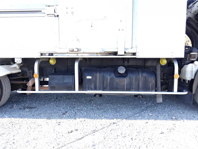 いすゞ エルフ BKG-NMR85AN(2WD)の写真20