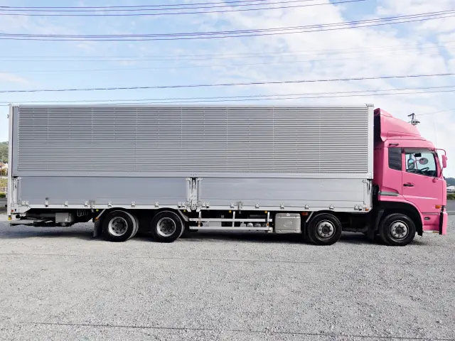 ＵＤ クオン QPG-CG5ZA(2WD)の写真5