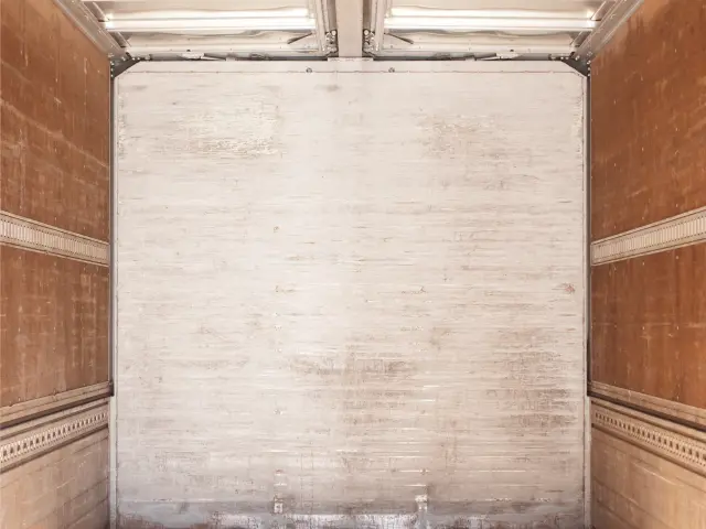 いすゞ フォワード TKG-FRR90S2(2WD)の写真16