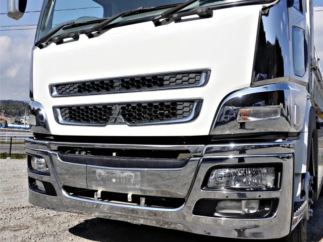 三菱 スーパーグレート QKG-FV50VX(6x4)の写真4