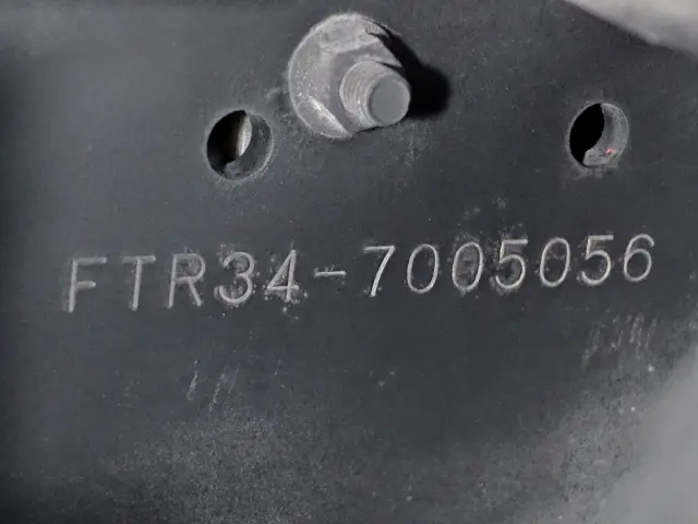 いすゞ フォワード QKG-FTR34T2(2WD)の写真13