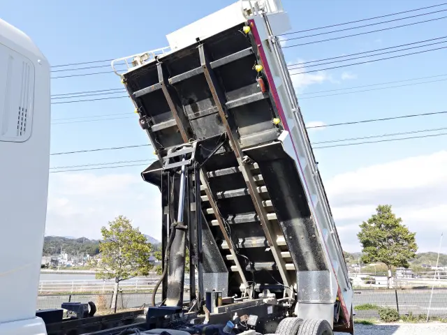 三菱 スーパーグレート QKG-FV50VX(6x4)の写真18