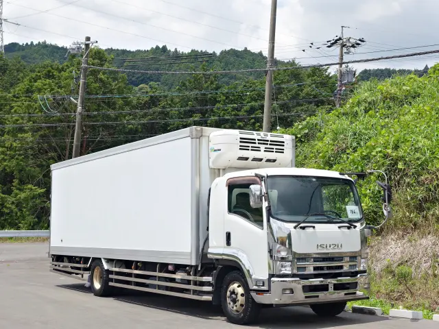 いすゞ フォワード QKG-FTR34T2(2WD)の写真20