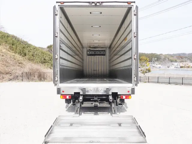 ＵＤ クオン 2PG-CX5BA(6x4)の写真16