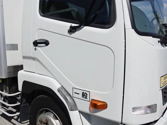 三菱 ファイター SKG-FK72FY(2WD)の写真6