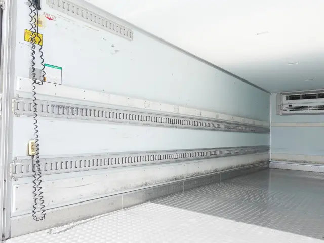 三菱 ファイター SKG-FK72FY(2WD)の写真17