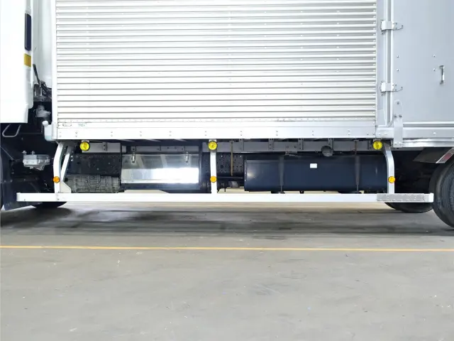 いすゞ フォワード TKG-FRR90S2(2WD)の写真17