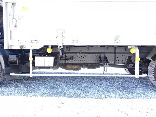 いすゞ エルフ BDG-NPR85AN(2WD)の写真20