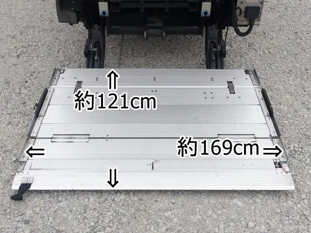 いすゞ エルフ TKG-NMR85AN(2WD)の写真4