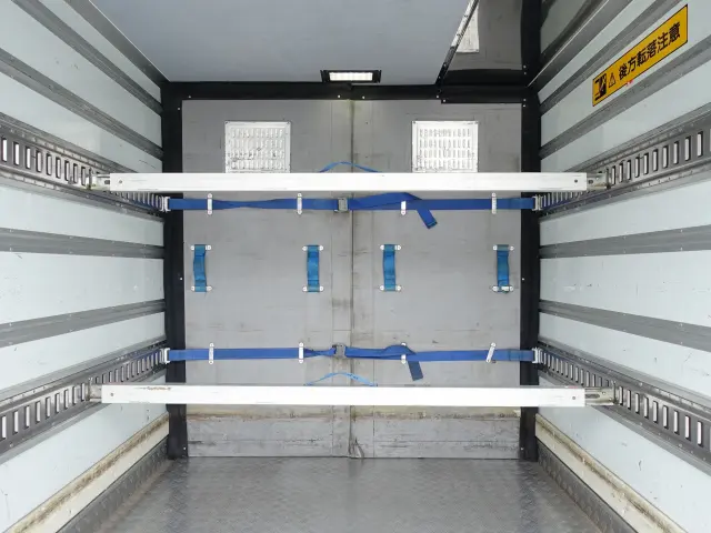 いすゞ エルフ TKG-NMR85AN(2WD)の写真13