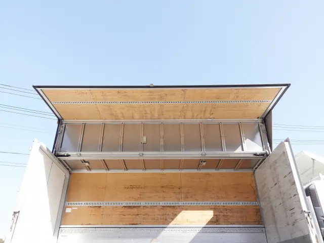 日野 レンジャー 2KG-FD2ABA(2WD)の写真14