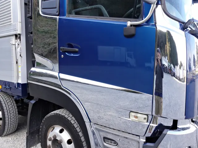 ＵＤ クオン 2PG-CG5CA(8x4)の写真5