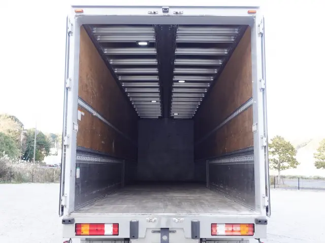 ＵＤ クオン 2PG-CG5CA(8x4)の写真10