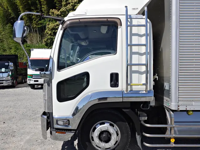 いすゞ フォワード PDG-FTR34T2(2WD)の写真14