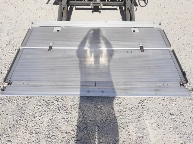 ＵＤ コンドル TKG-MK38C(2WD)の写真16