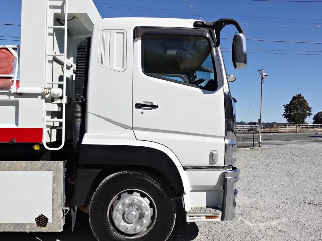 三菱 スーパーグレート QKG-FV50VX(6x4)の写真7