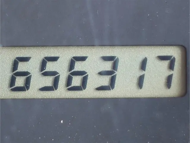 いすゞ フォワード LKG-FTR90T2(2WD)の写真22