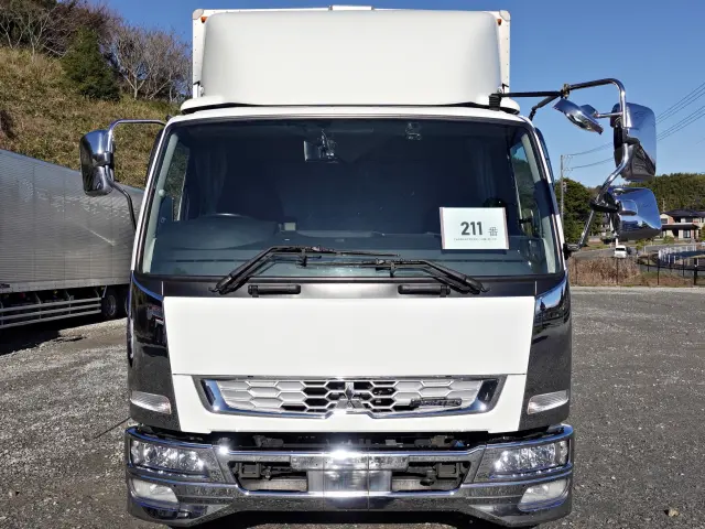 三菱 ファイター 2PG-FK61N(2WD)の写真3