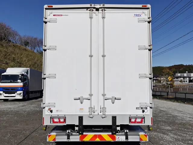 三菱 ファイター 2PG-FK61N(2WD)の写真8