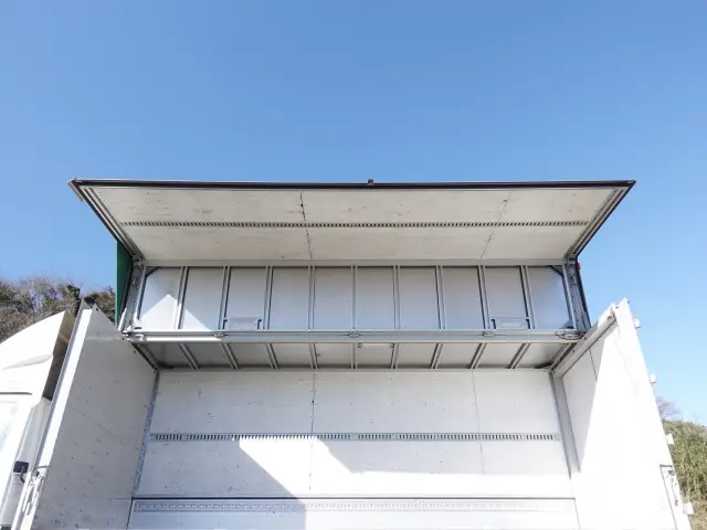 三菱 ファイター 2PG-FK61N(2WD)の写真12