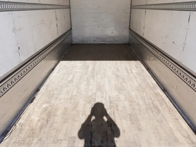 三菱 ファイター 2PG-FK61N(2WD)の写真16